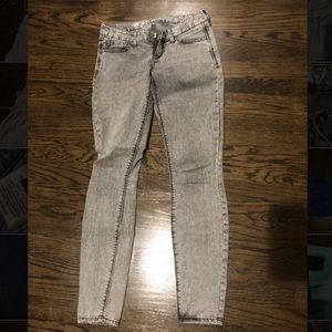 Low Rise Express Skinnny Jeans